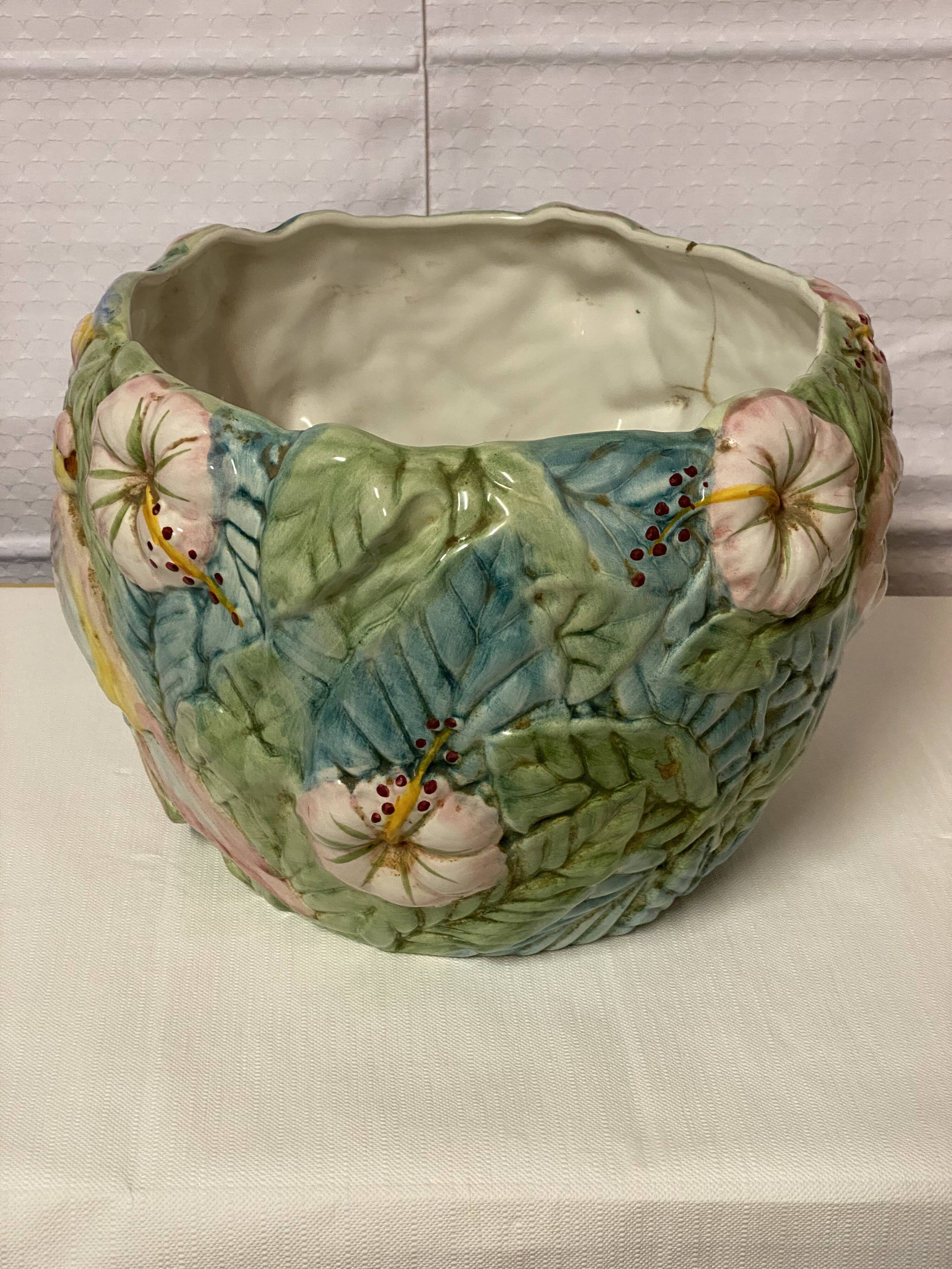Cache pot