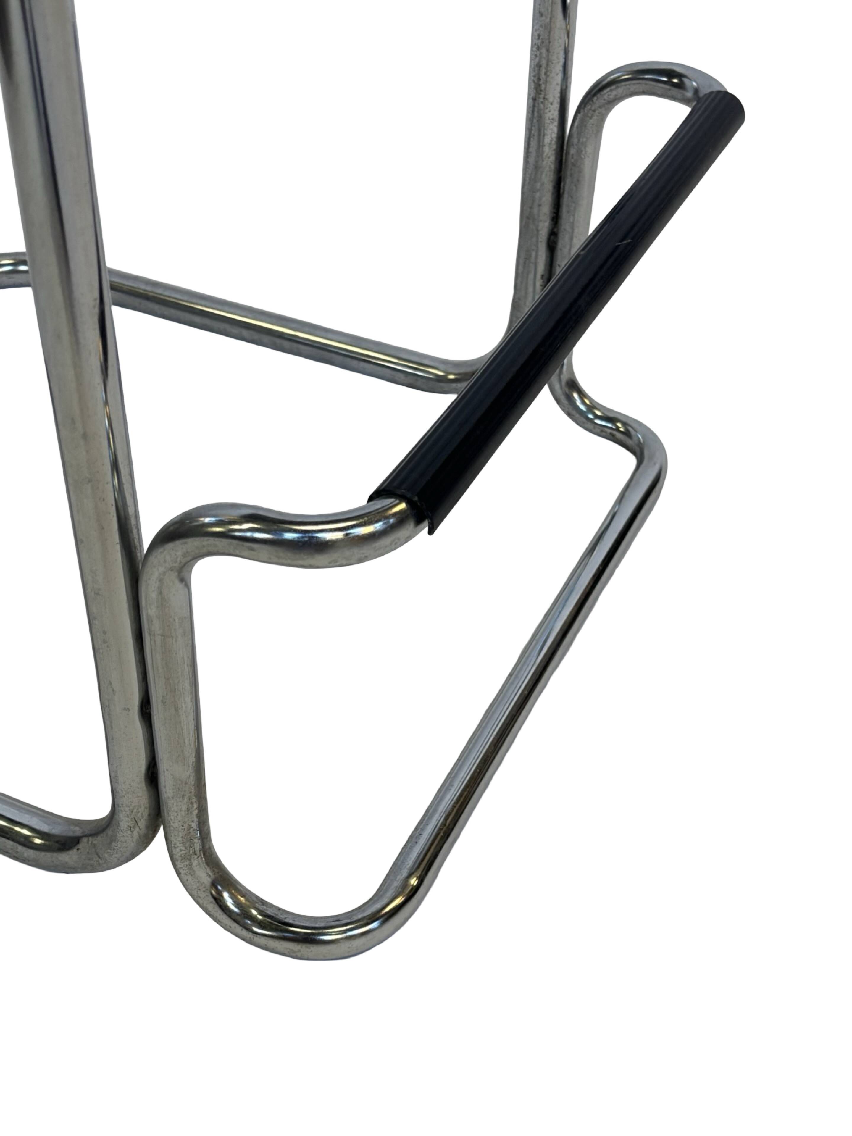 Tabouret de bar vintage en cuir noir et chrome, Italie