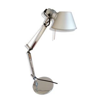 Lampe Tolomeo par Michèle de Lucchi et Giancarlo Fassina