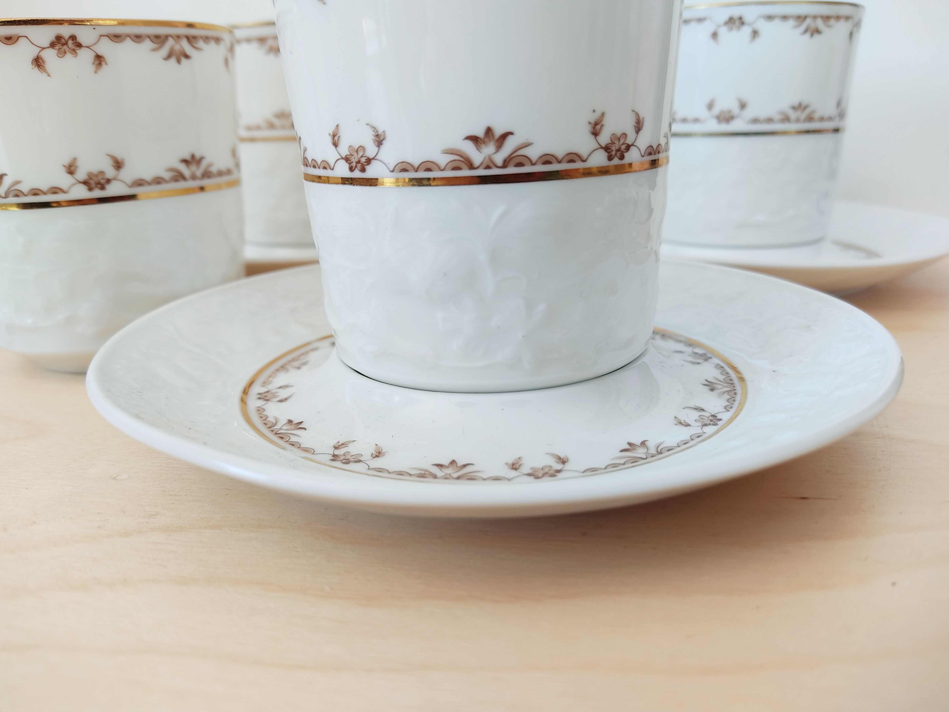 Ensemble de 6 tasses et 5 sous-tasses Bavaria