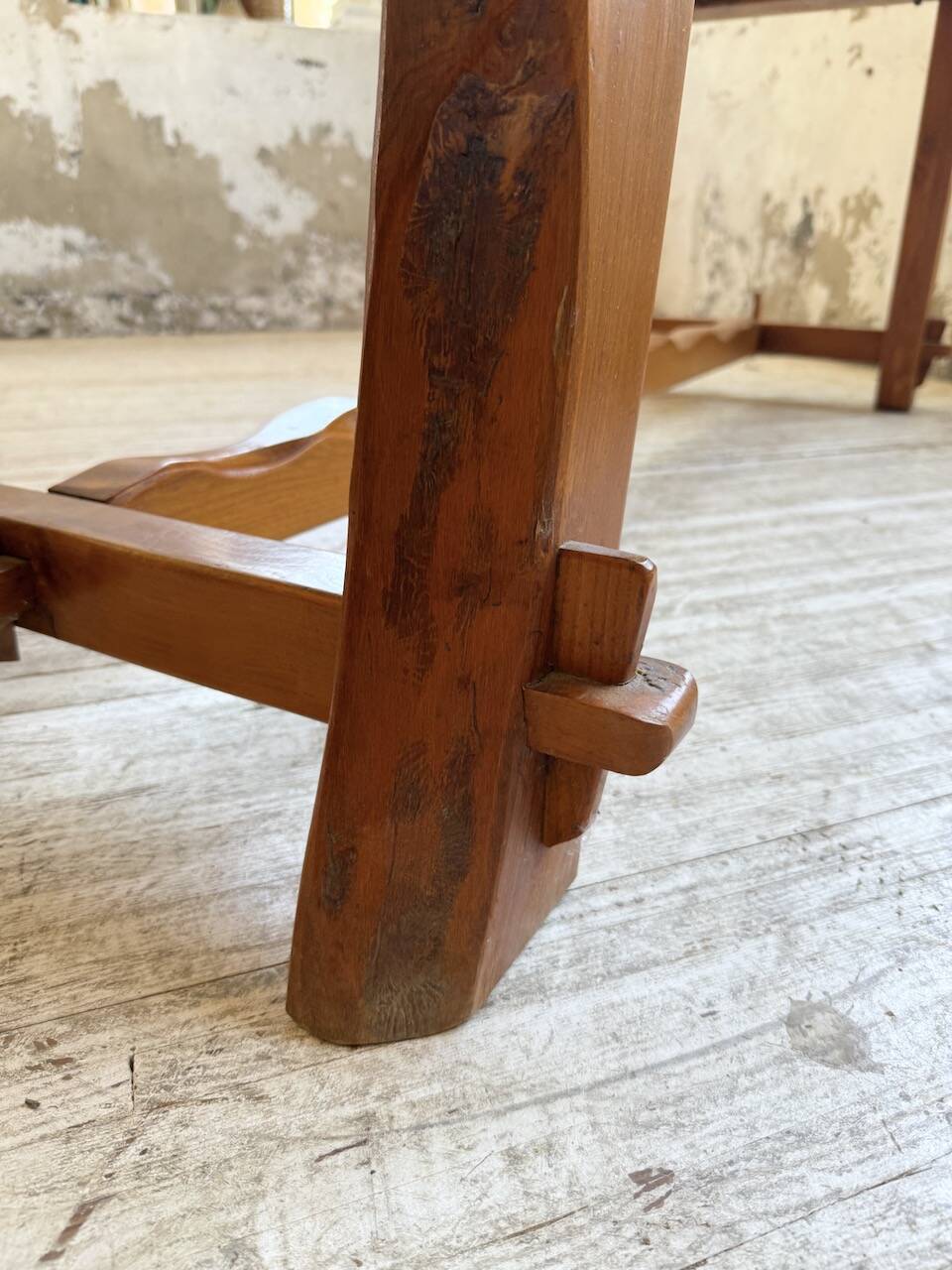 Aranjou farmhouse table in blond elm, 1950s