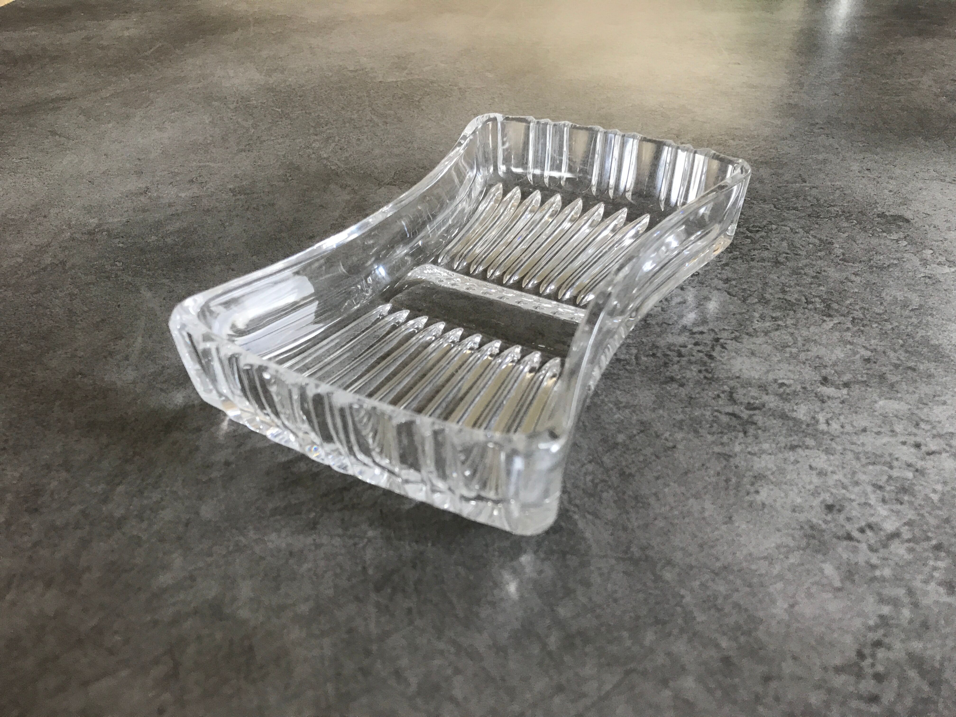 Empty pocket cup in molded glass 16.5 x 10 cm
