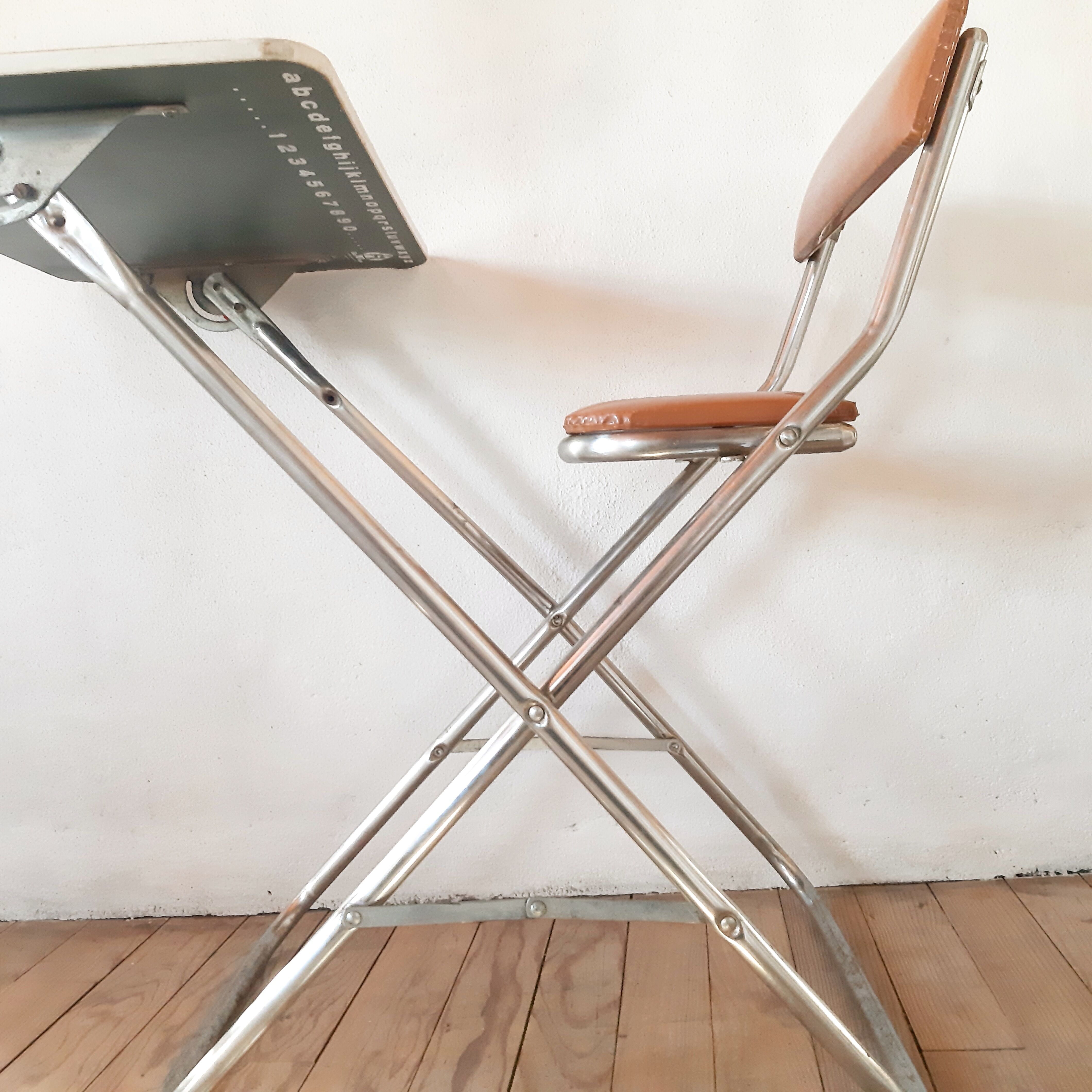 Gico Toys folding desk 1970