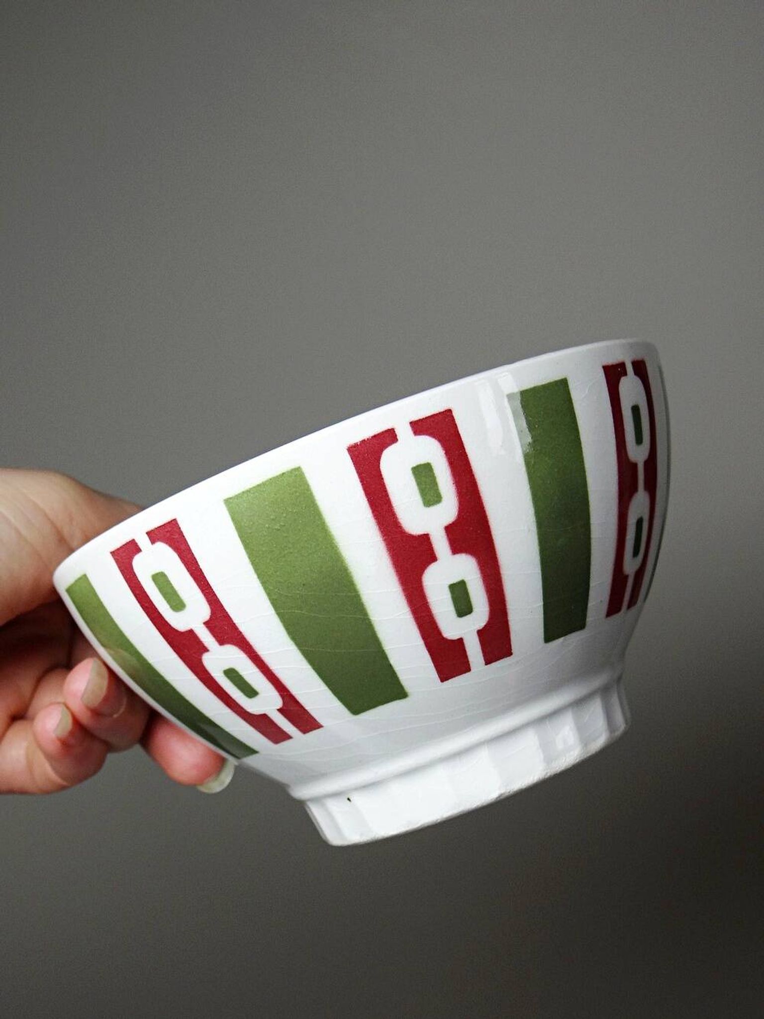 4 coffee bowls made of Badonviller earthenware, Art Deco decor from the vintage 1940s-1950s.