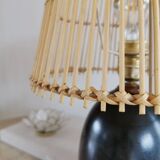 Lampe de table en bois d'ébène et rotin