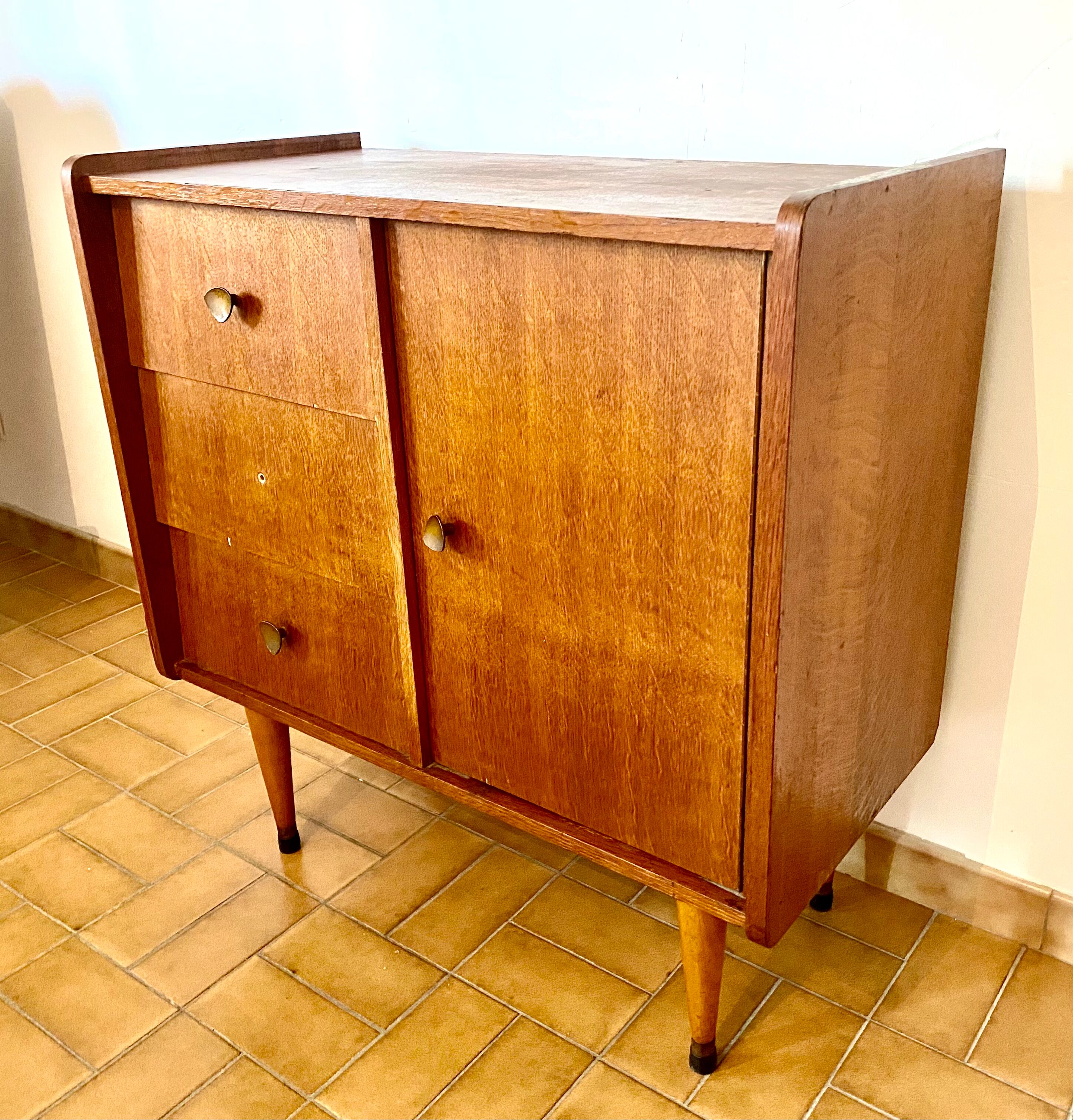 Commode vintage mid century