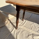 Community table