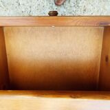 Pine chest of drawers