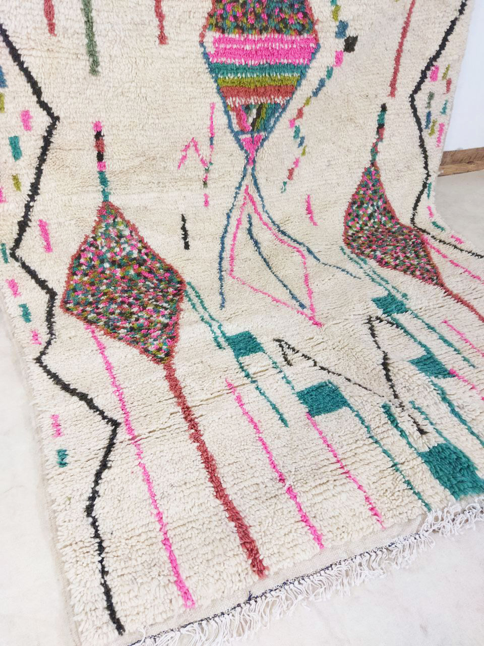 Moroccan berber rug 250x154cm