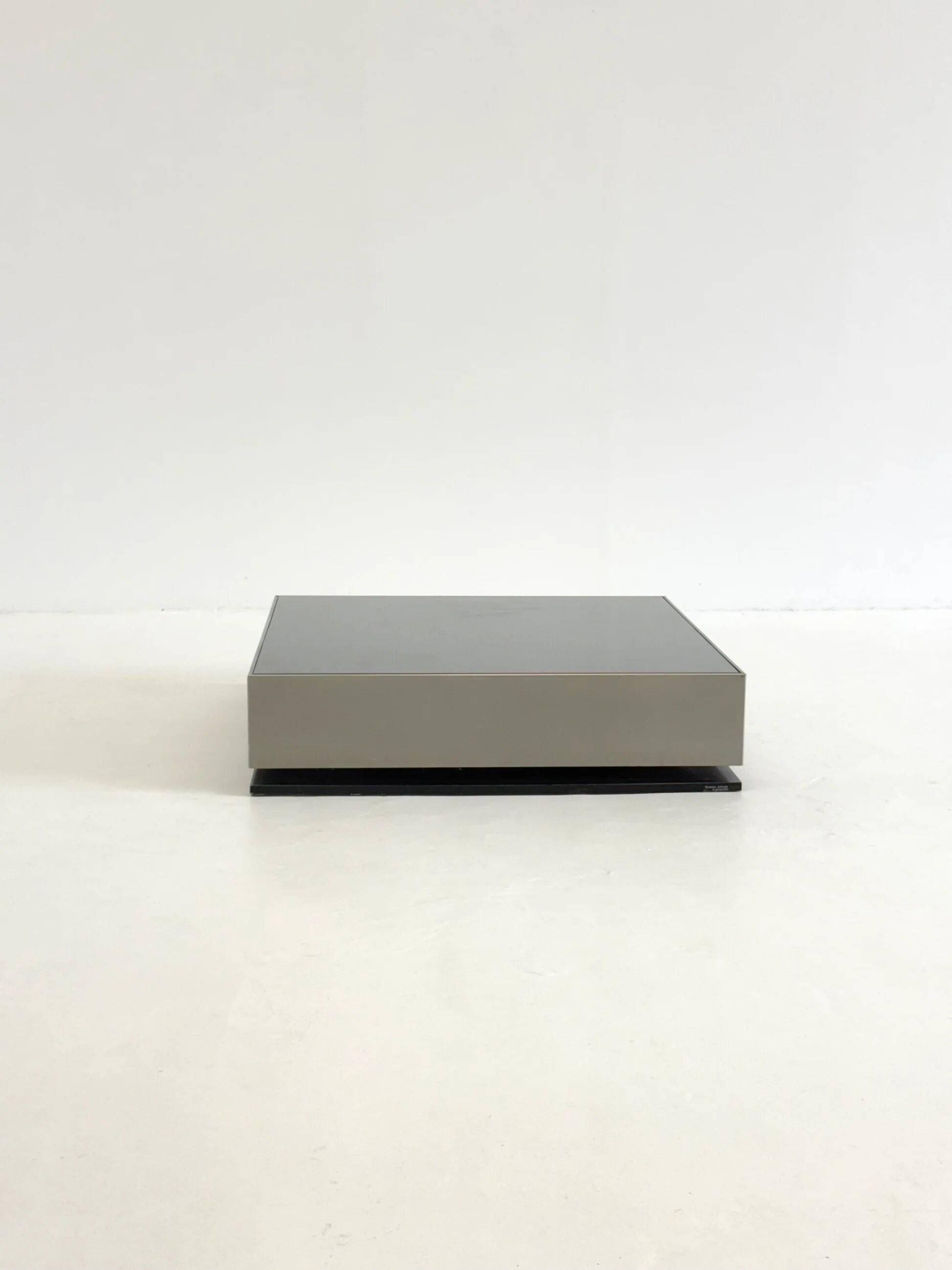 Table basse Giovanni Ausenda miroir en verre NY FORM
