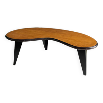 Coffee table, free form