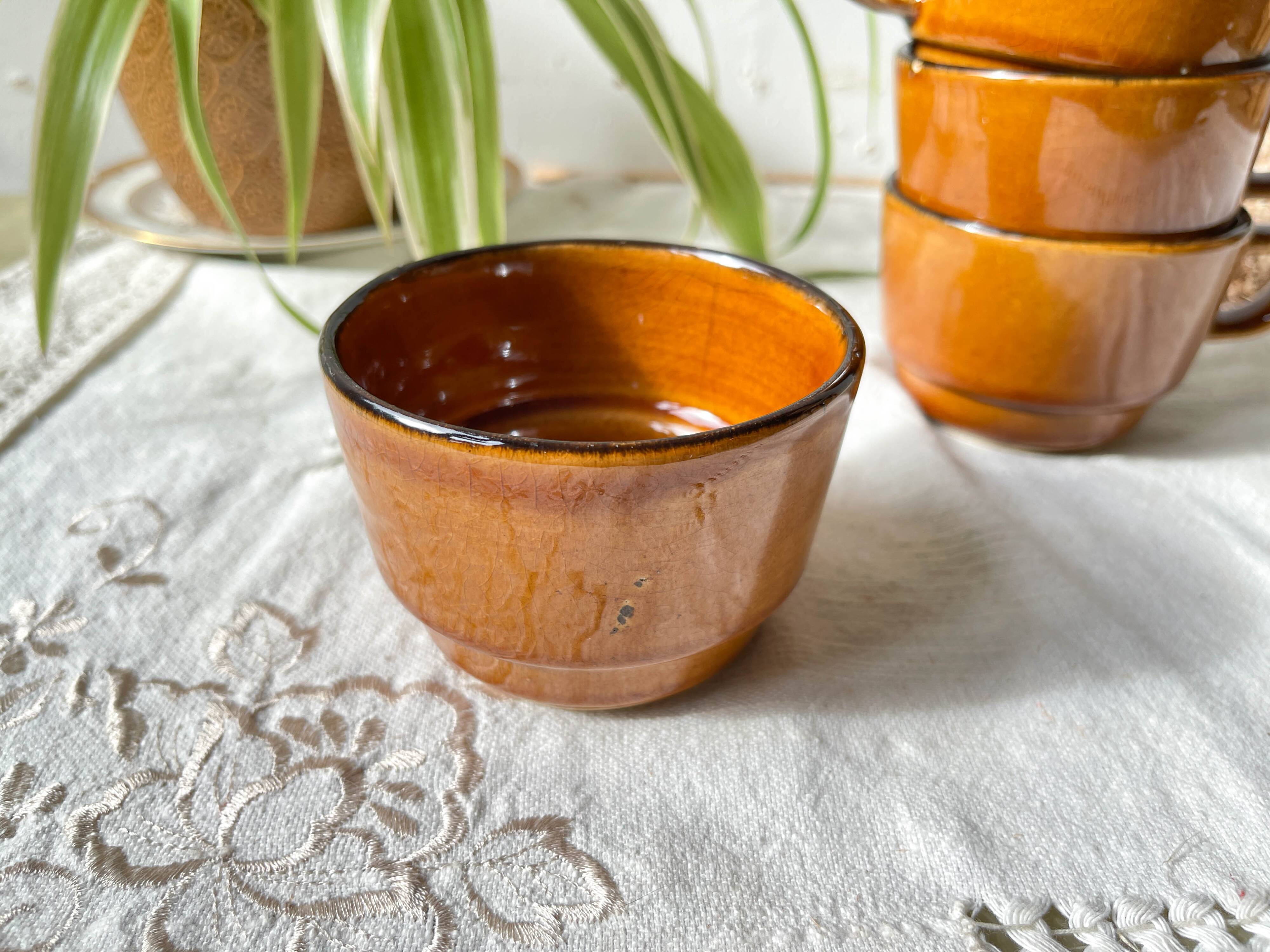 4 vintage dark caramel earthenware coffee/tea cups