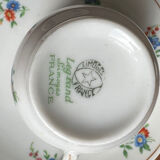 Service ancien à café/thé – tasses et soucoupes en porcelaine de Limoges.