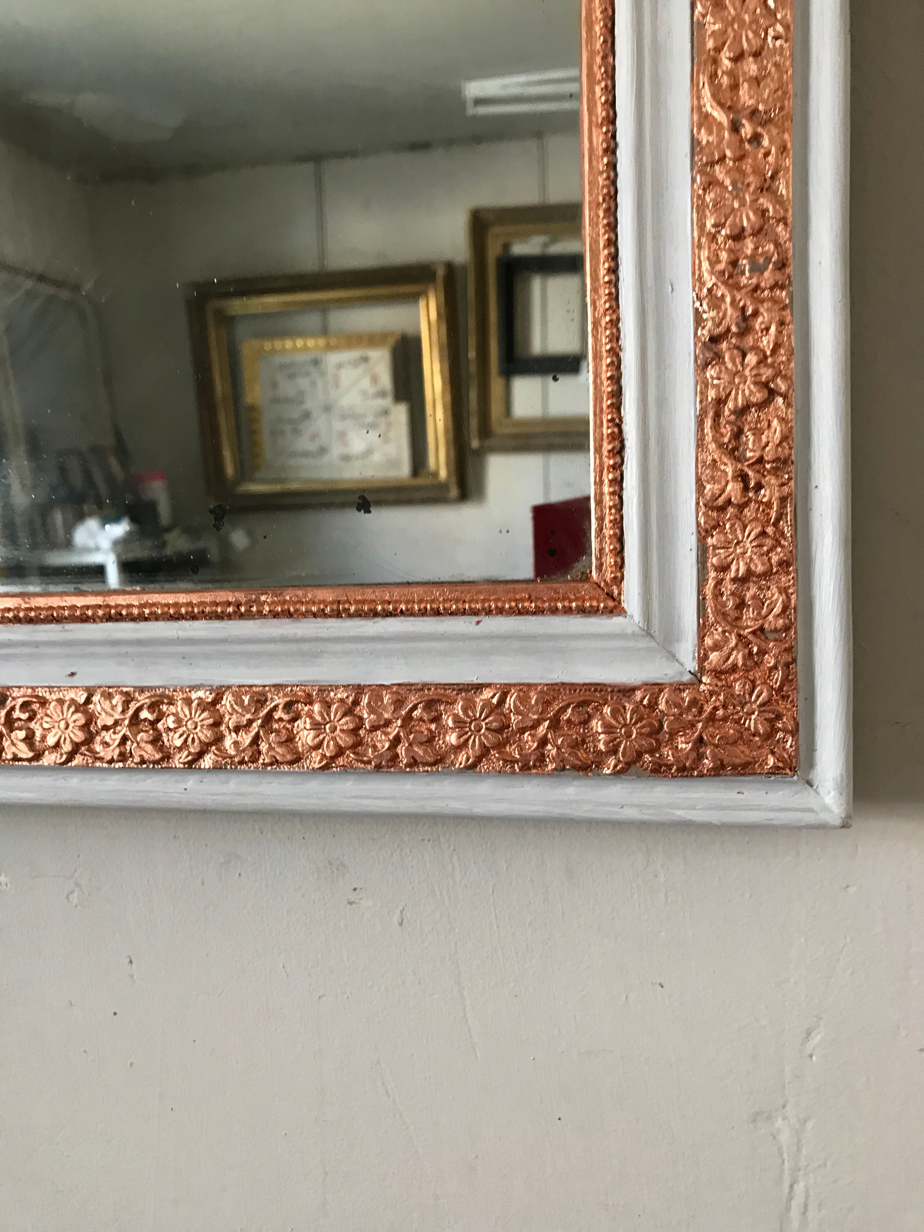 Mirror Louis-Philippe gilded with leaf, 37 x 31 cm