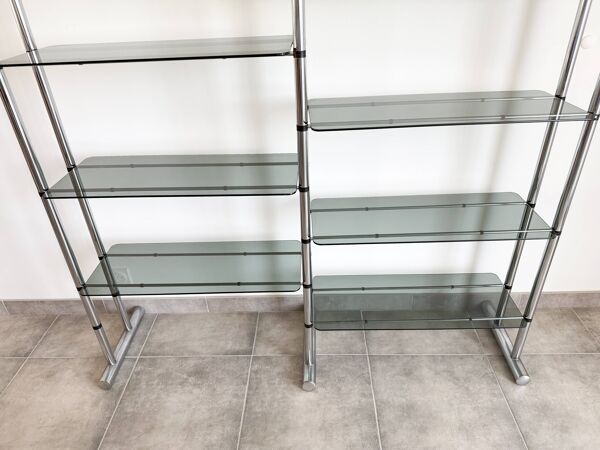 Double étagère bibliothèque chrome et verre des années 70'