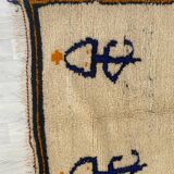 Handcrafted Moroccan Berber carpet 190 x 120 CM