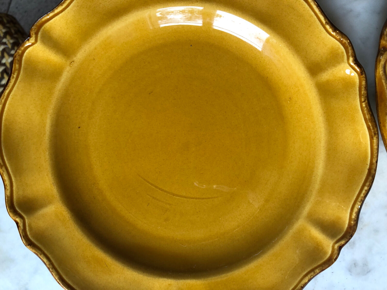 Valflam adp dessert plates