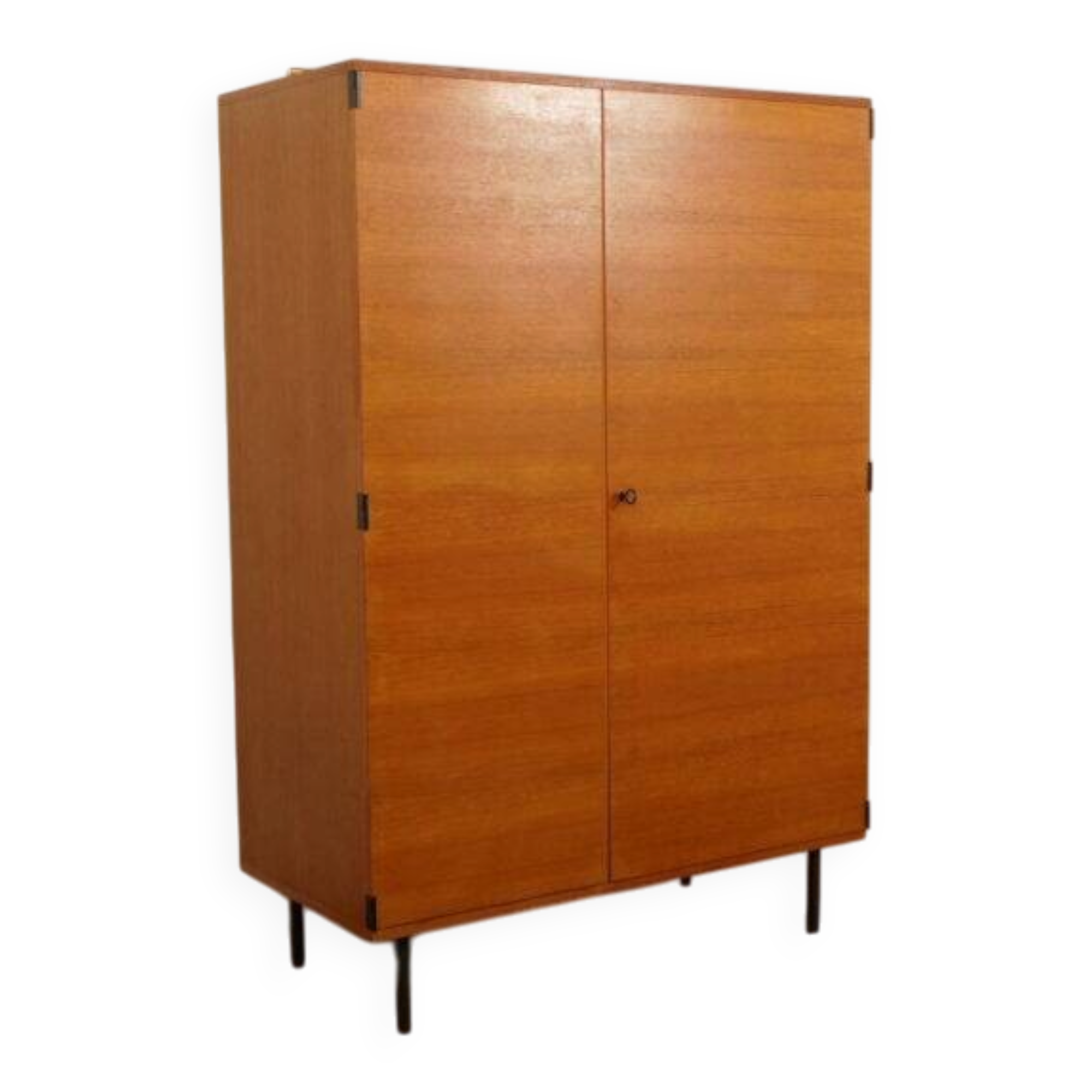 Vintage wardrobe | Teak | Hanging clothes