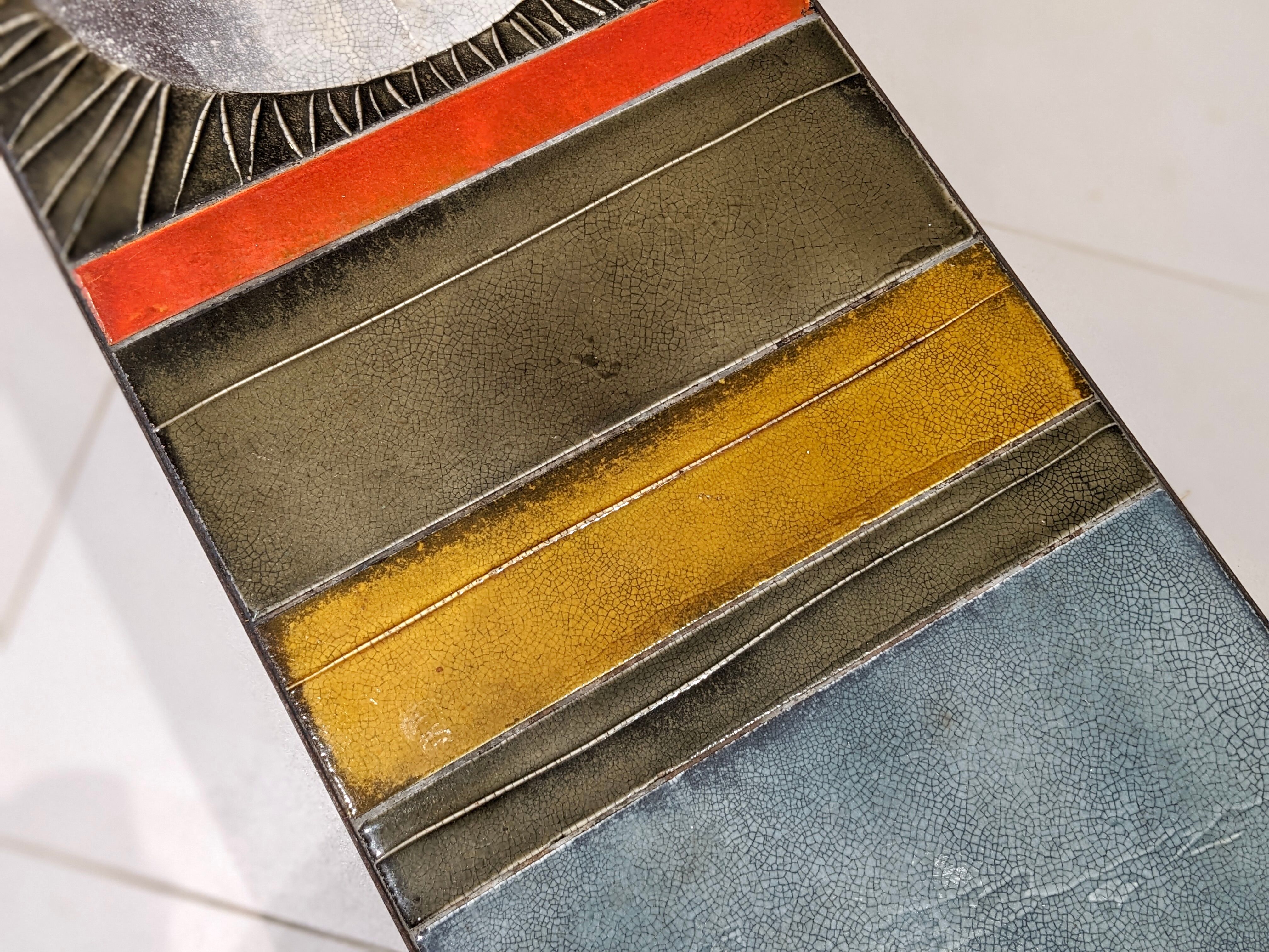 Ceramic coffee table "Sun" by Roger Capron