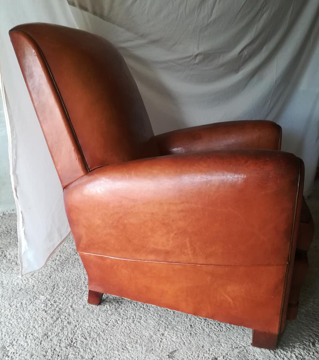 50/60 leather club armchair