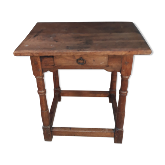 Rustic square table in chene