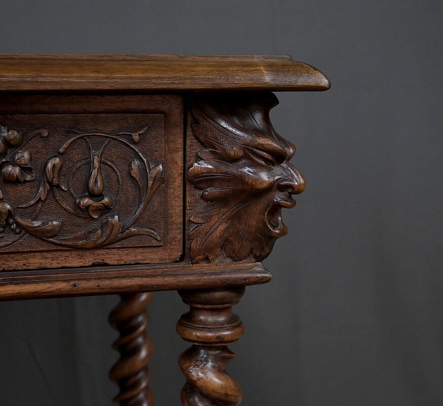 Small walnut desk, Henri II style – late 19th century