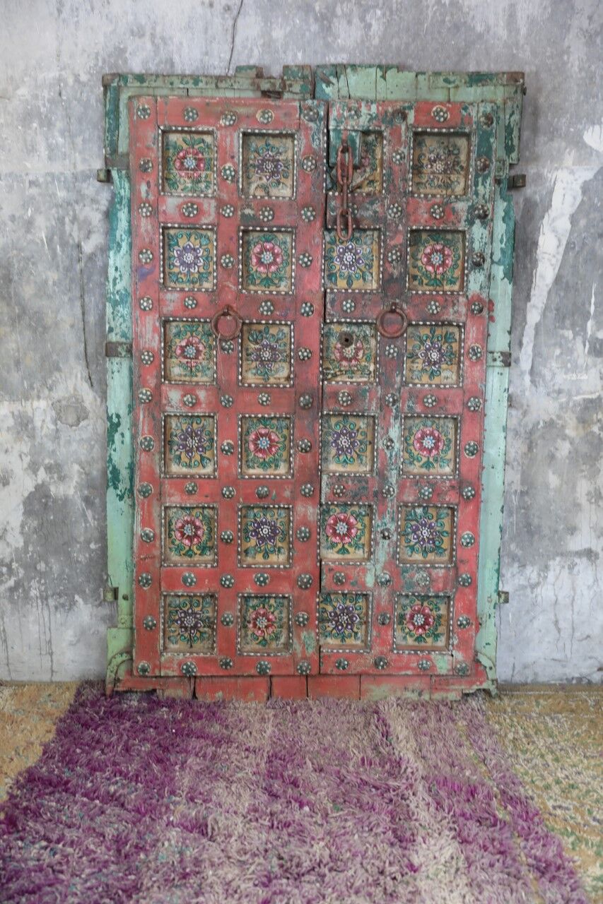 Porte indienne épaisse avec motif floraux