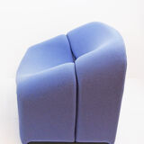Artifort F598 M-chair by Pierre Paulin