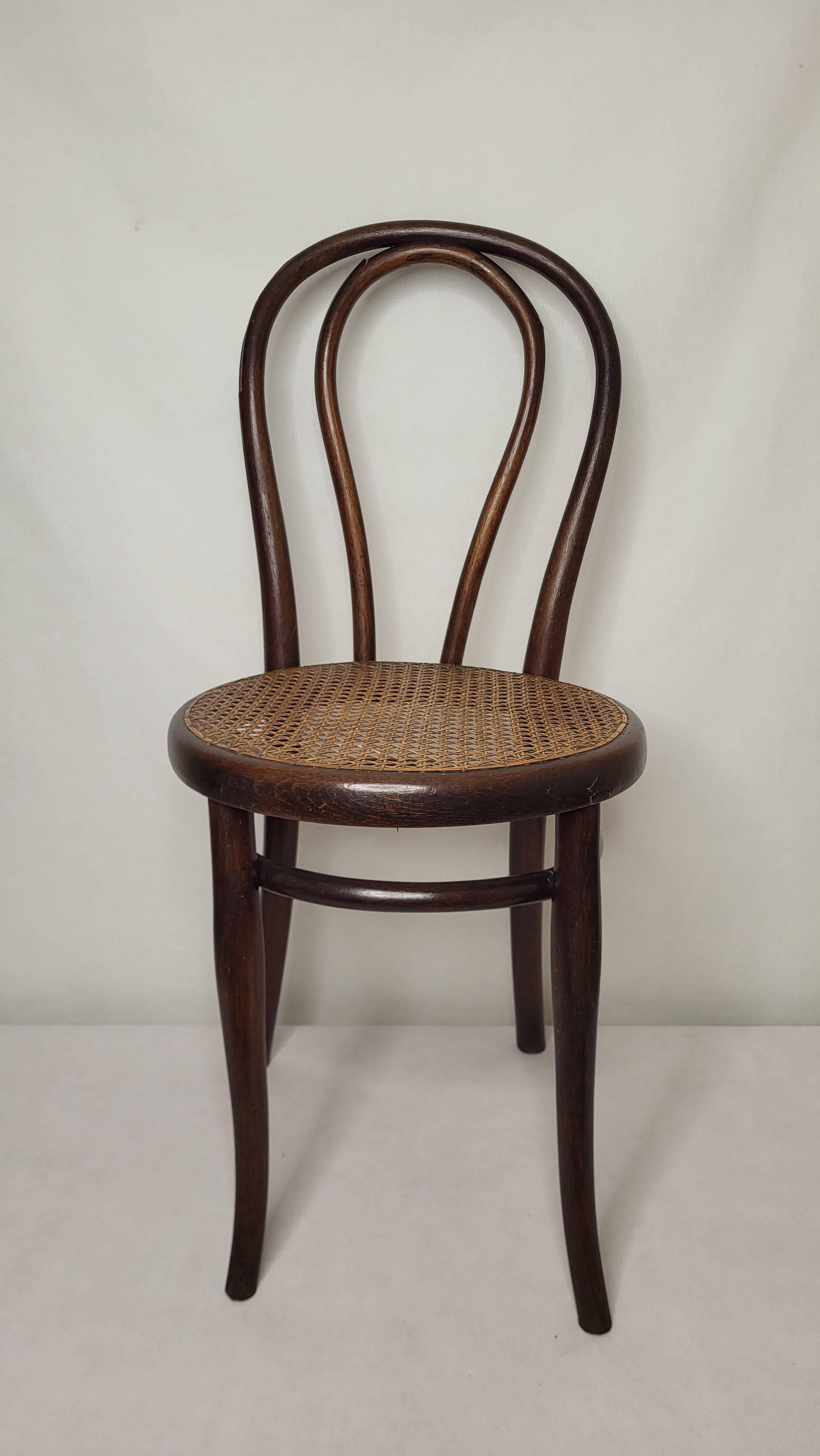 Thonet Chair No. 18 half