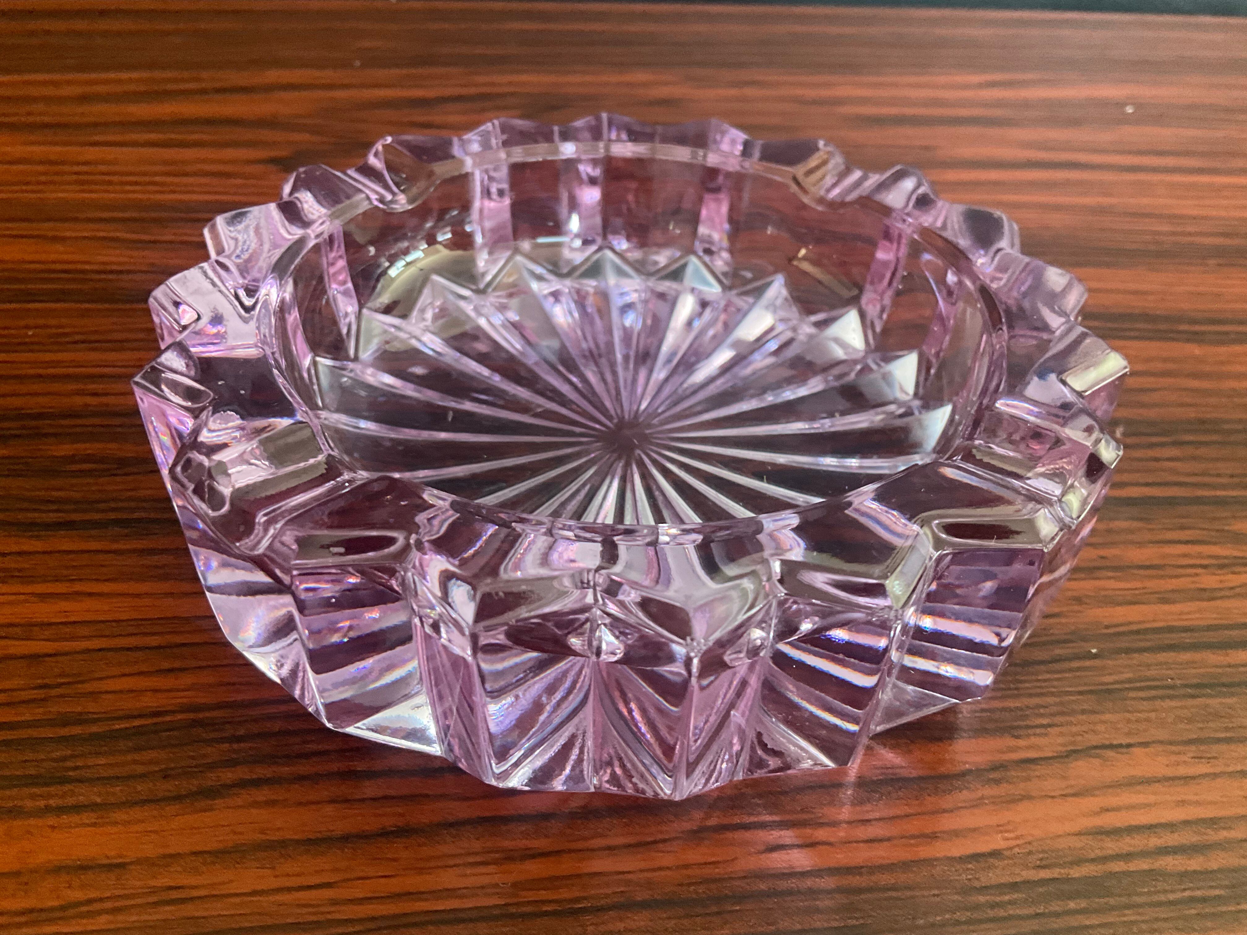 Vintage glass ashtray Alexandrite