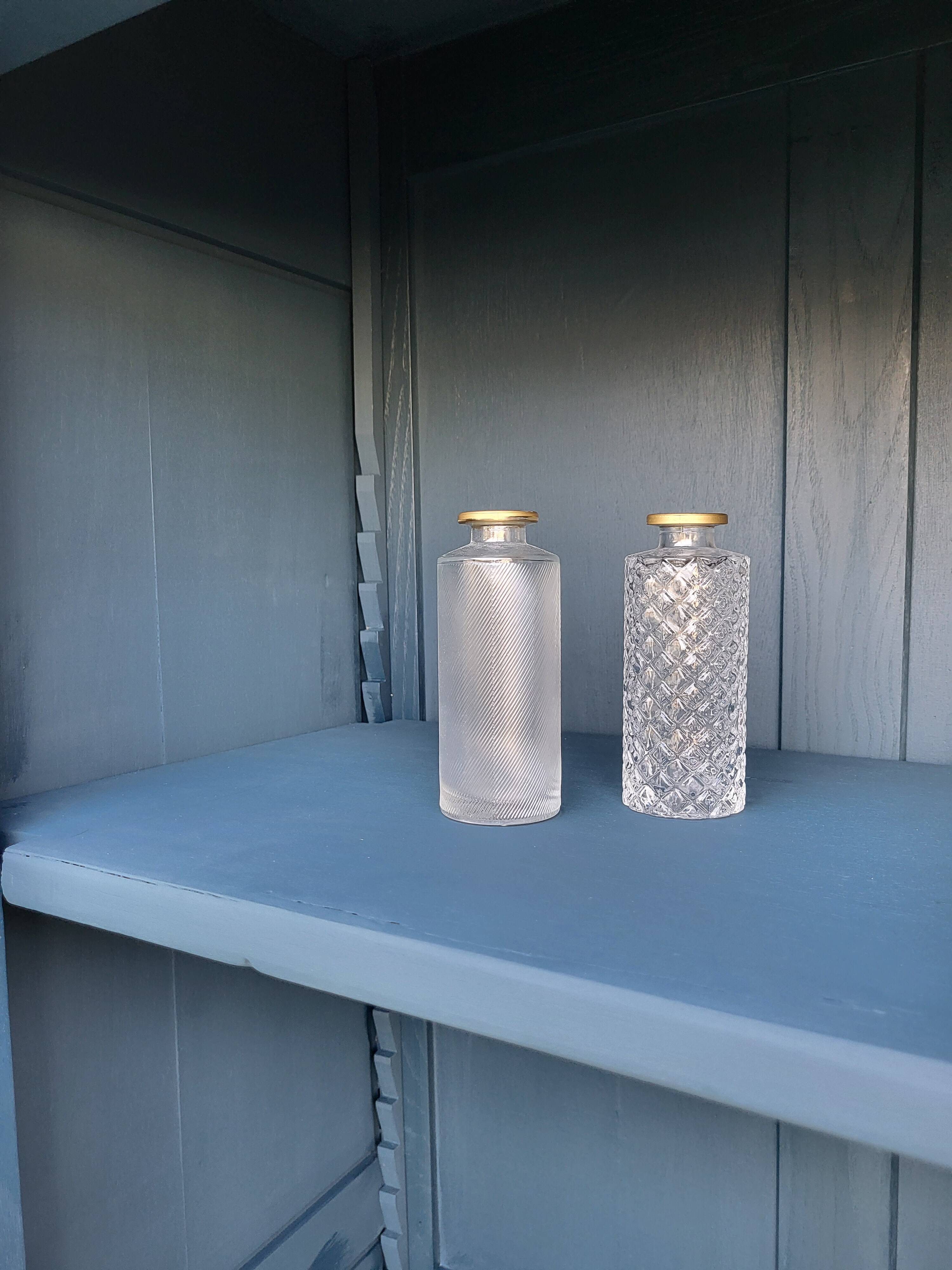 Bookcase with 2 glass doors