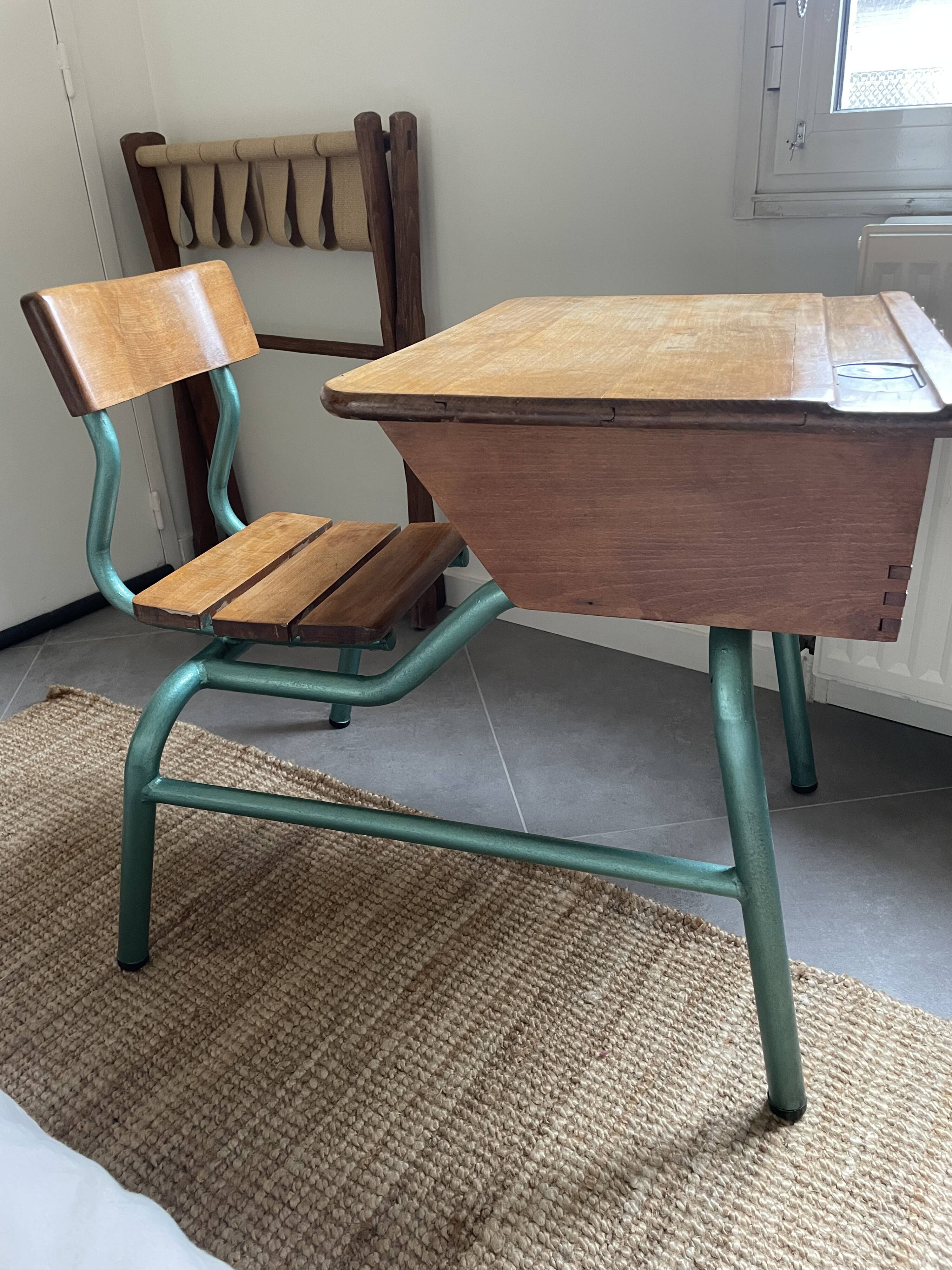 Vintage school desk - Maison Delagrave