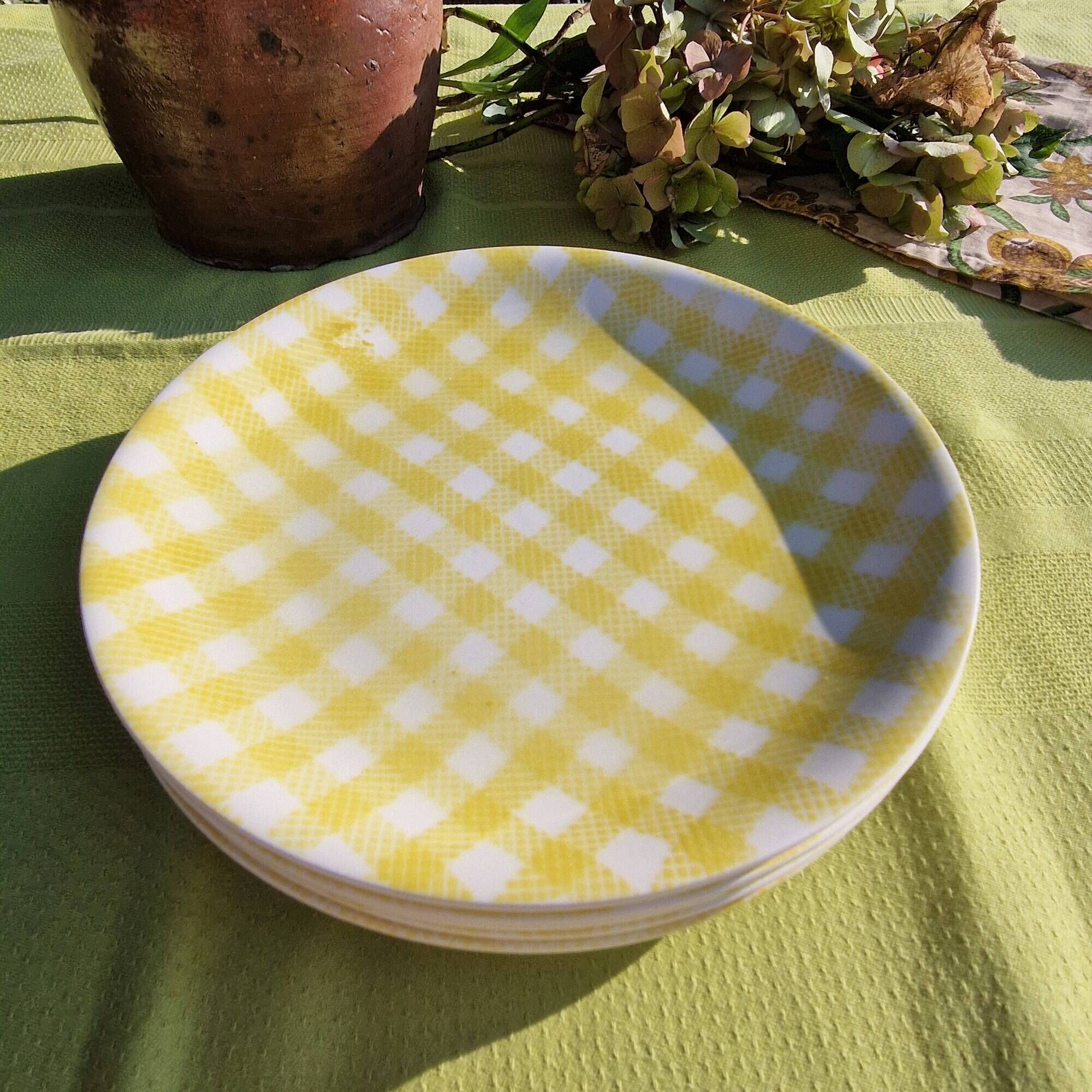 Set of 5 salins flat plates, saint raphael model, yellow checks, 24 cm, 60s