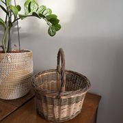 Panier osier tressé vintage , grande anse