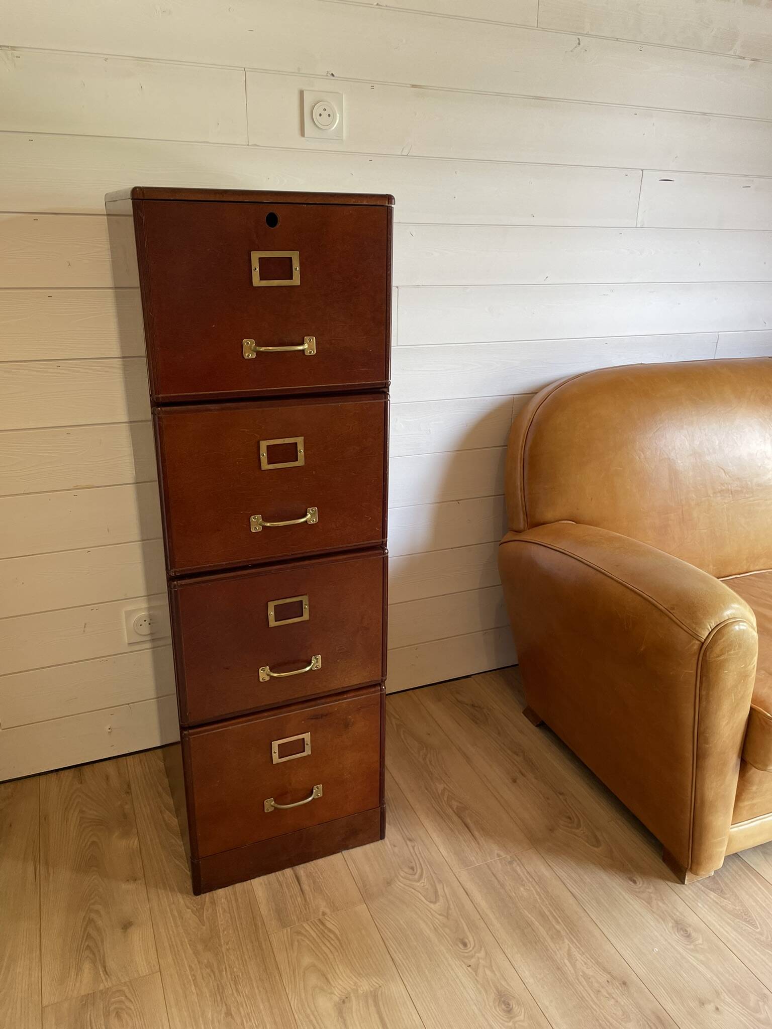 Vintage wooden office cabinet in notary style with 4 drawers – Good condition