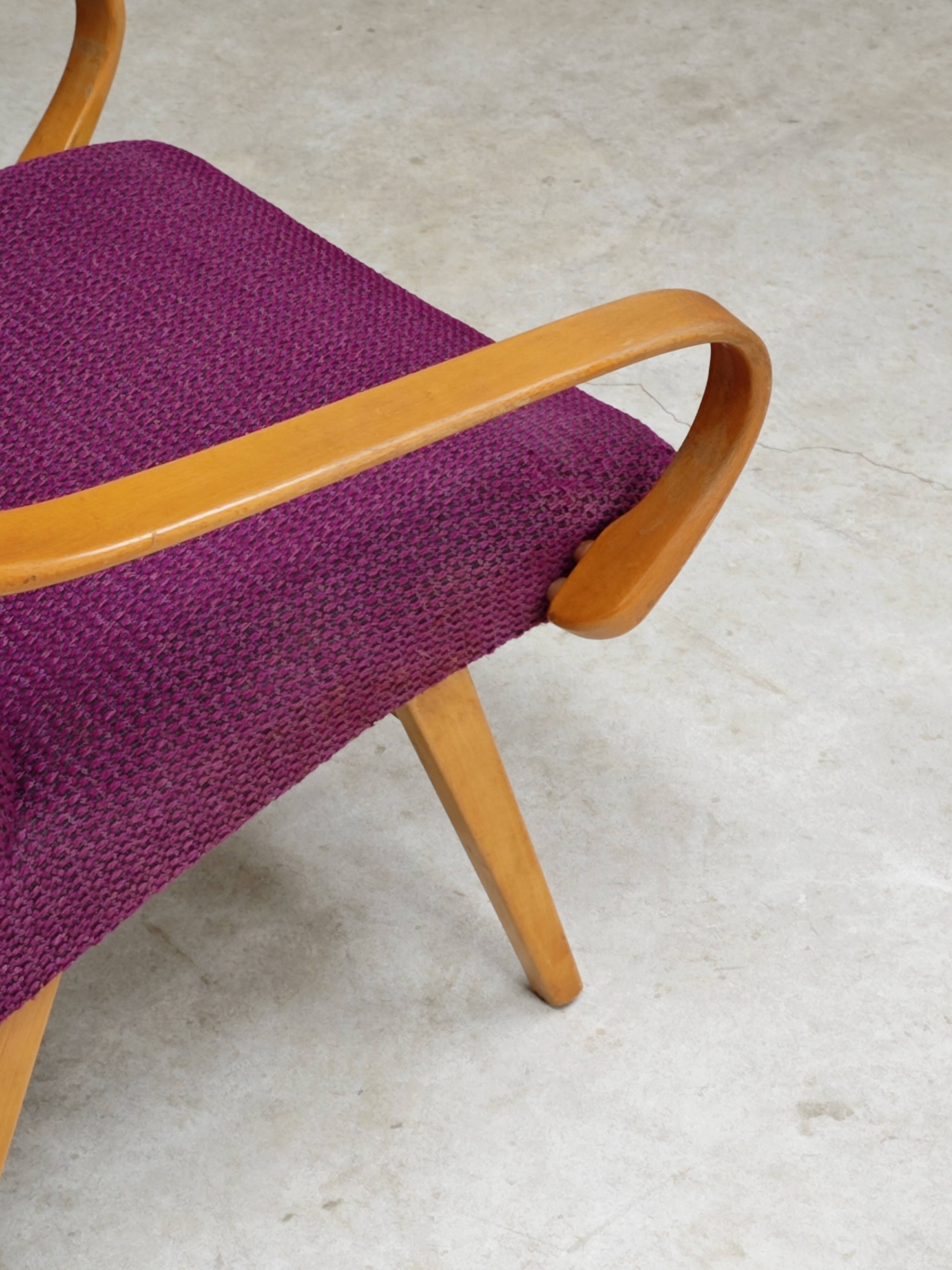 Pair of 6953 purple armchairs by Jaroslav Smidek for TON (Thonet)