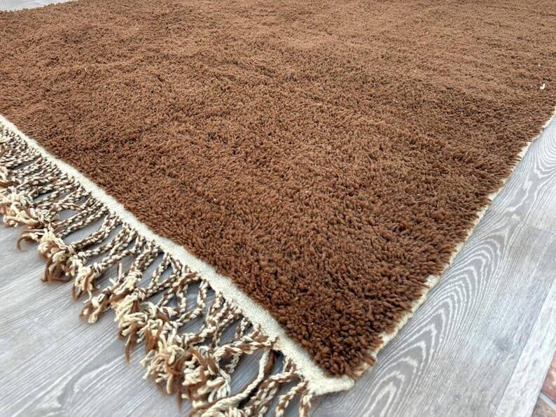 Unique traditional handwoven Berber rug 200*300 cm