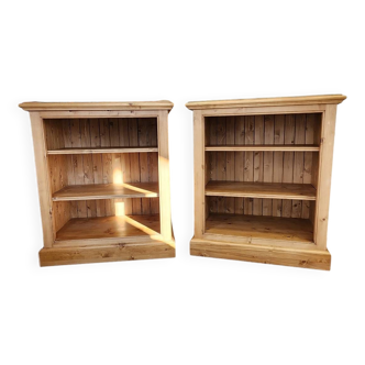 Interior's low modular spruce bookcases