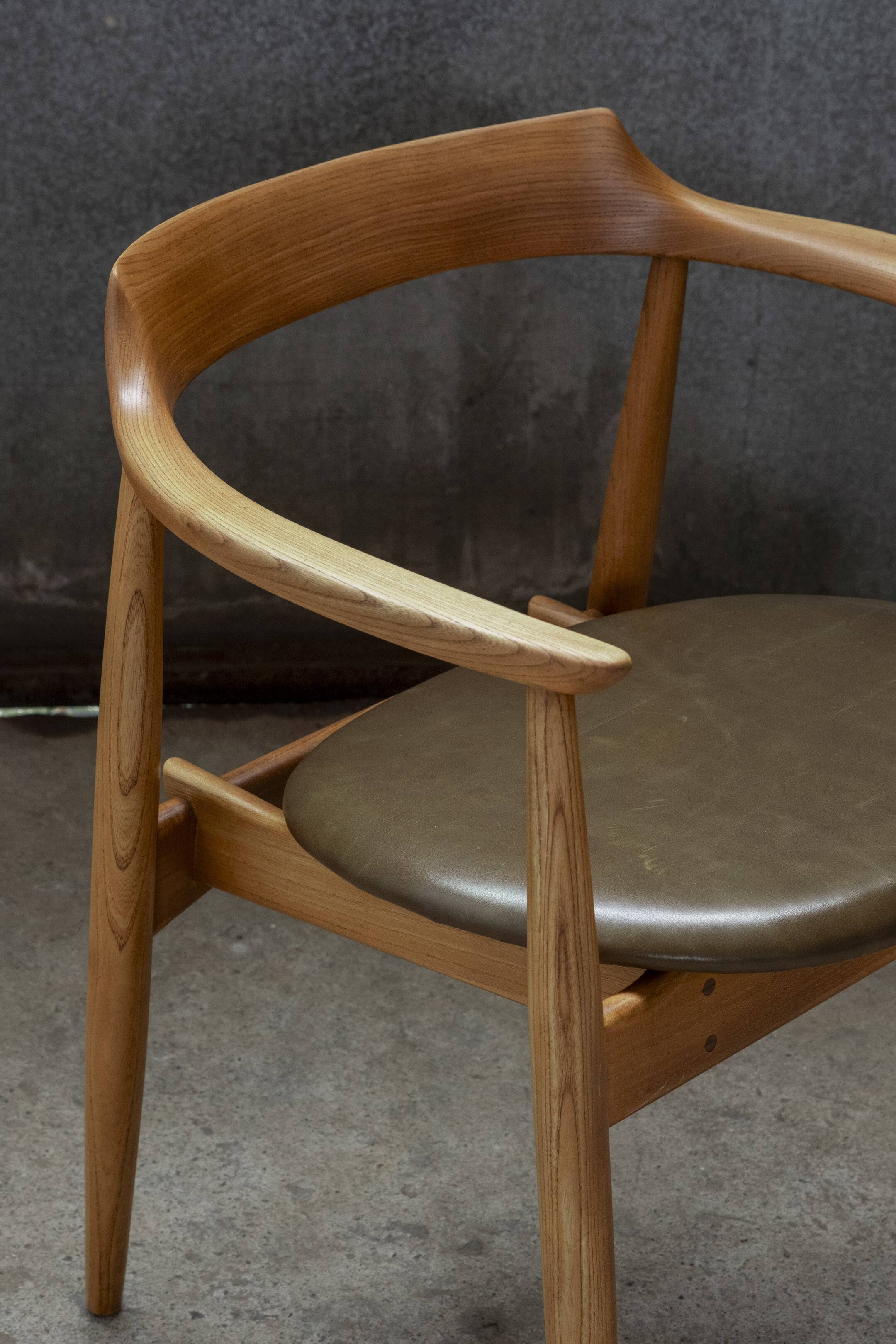 Chaise Arne Wahl Iversen ST-750 en orme, années 1960, Danemark