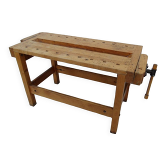 Industrial work bench