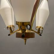 Suspension italien en verre opalin des années 1950
