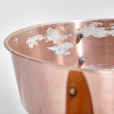 Aluminum plant holder on beech legs