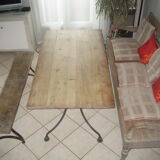 Ensemble table, banc et banquette