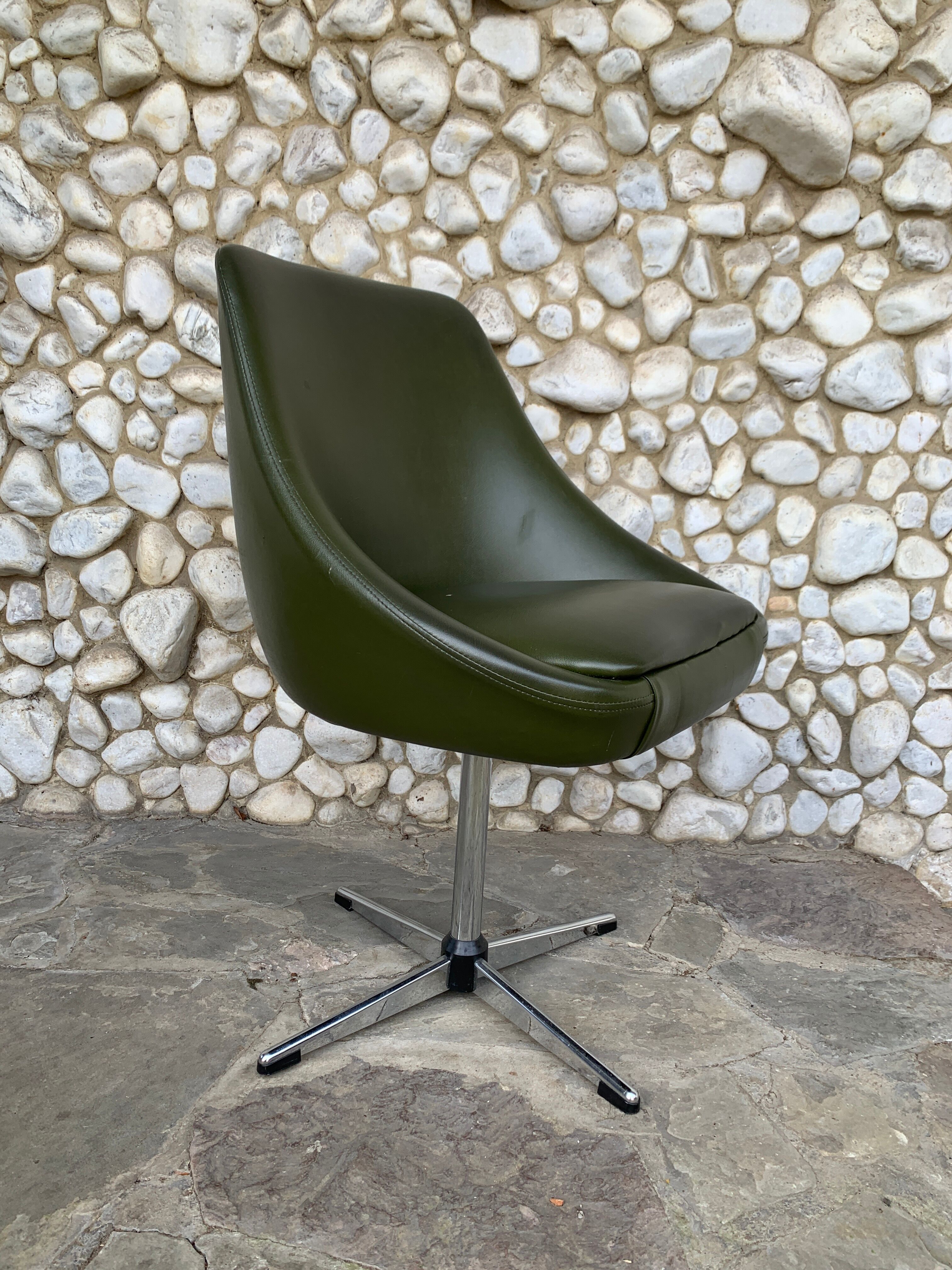 Vintage office chair olive space-age imitation leather 1970s