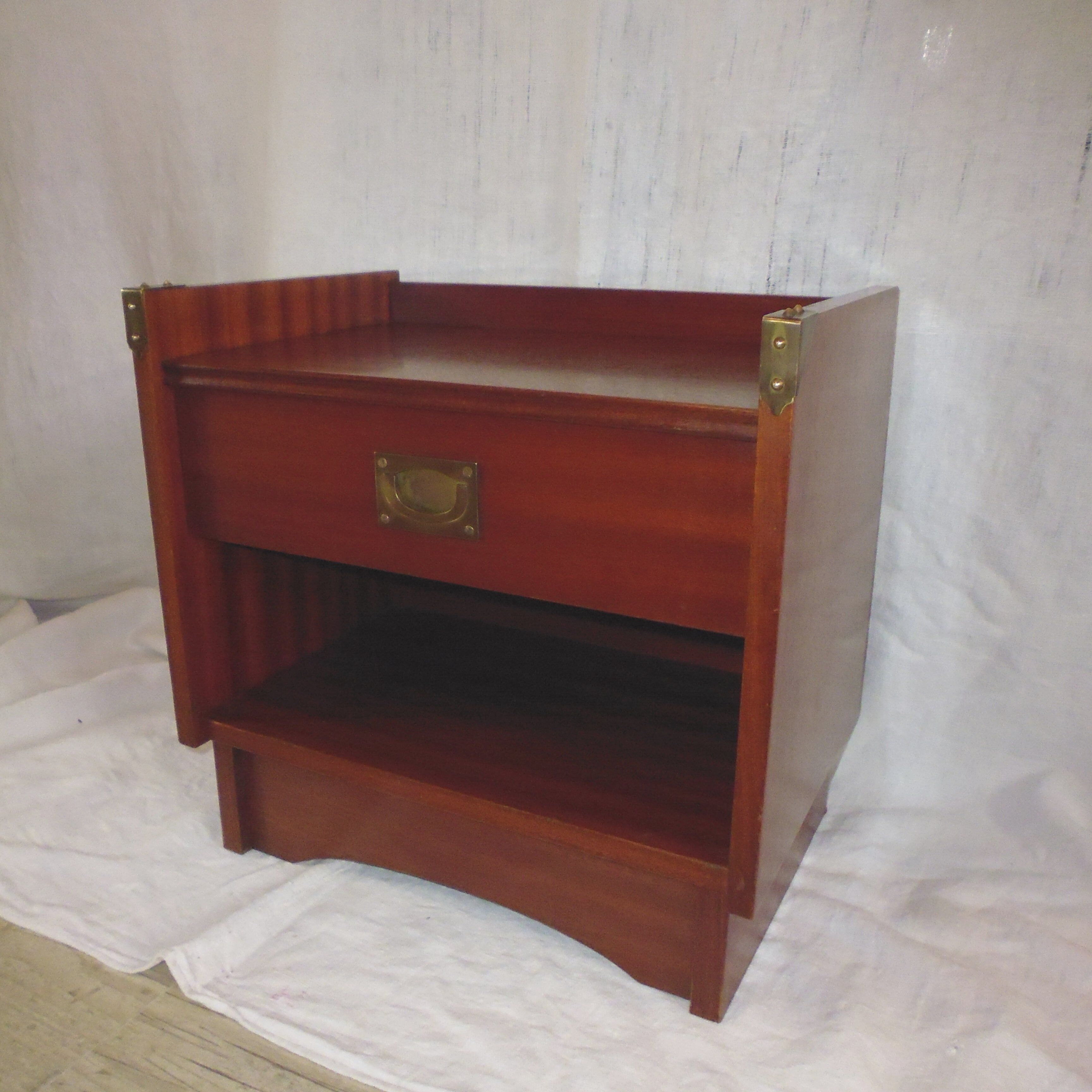Brass bedside table and mahogany dressing 70s
