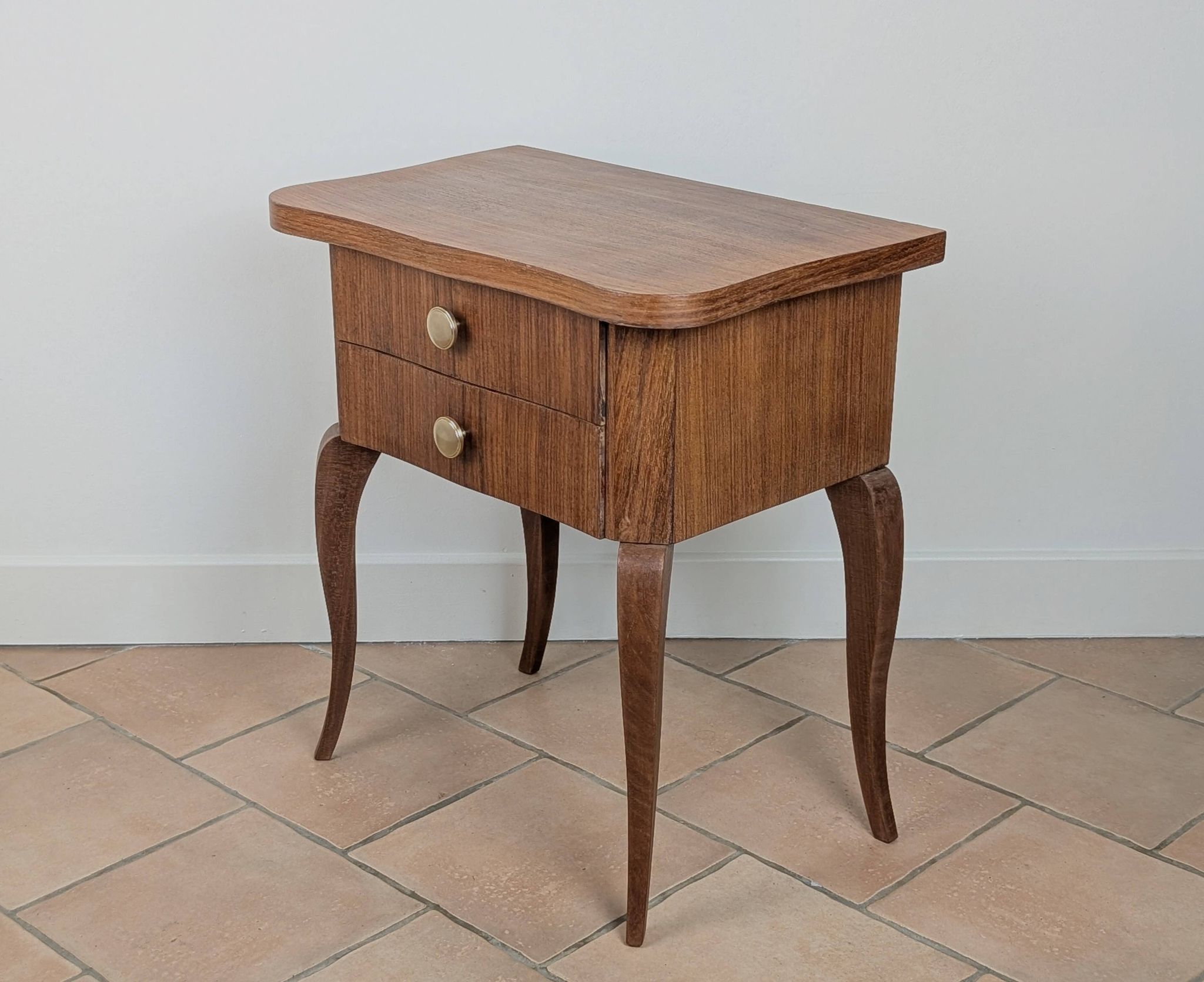 Table de chevet