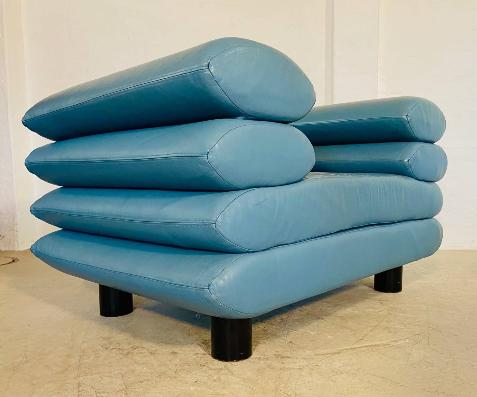 Chaise lounge suédoise vintage rétro en cuir turquoise