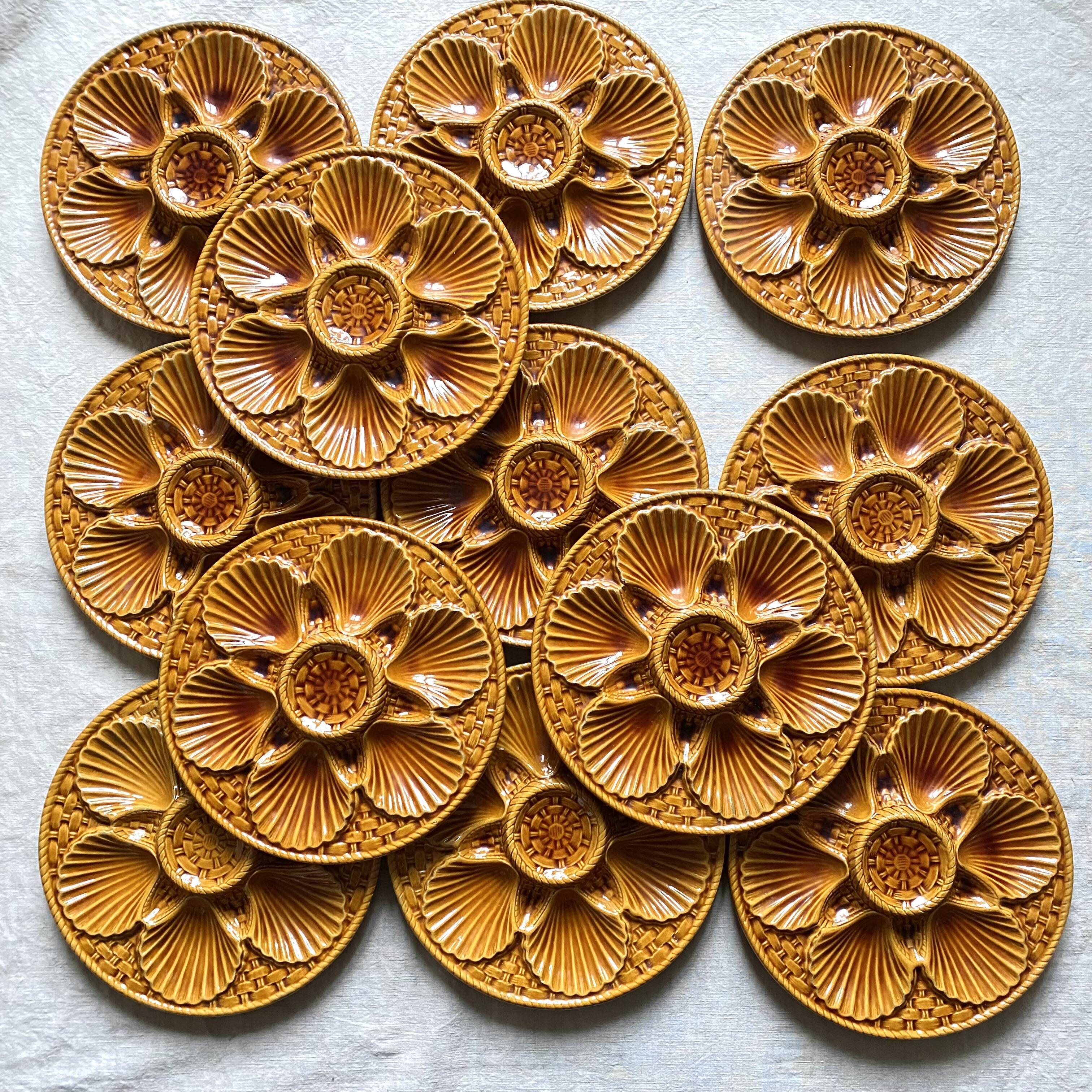 Vintage ceramic oyster plates x 12