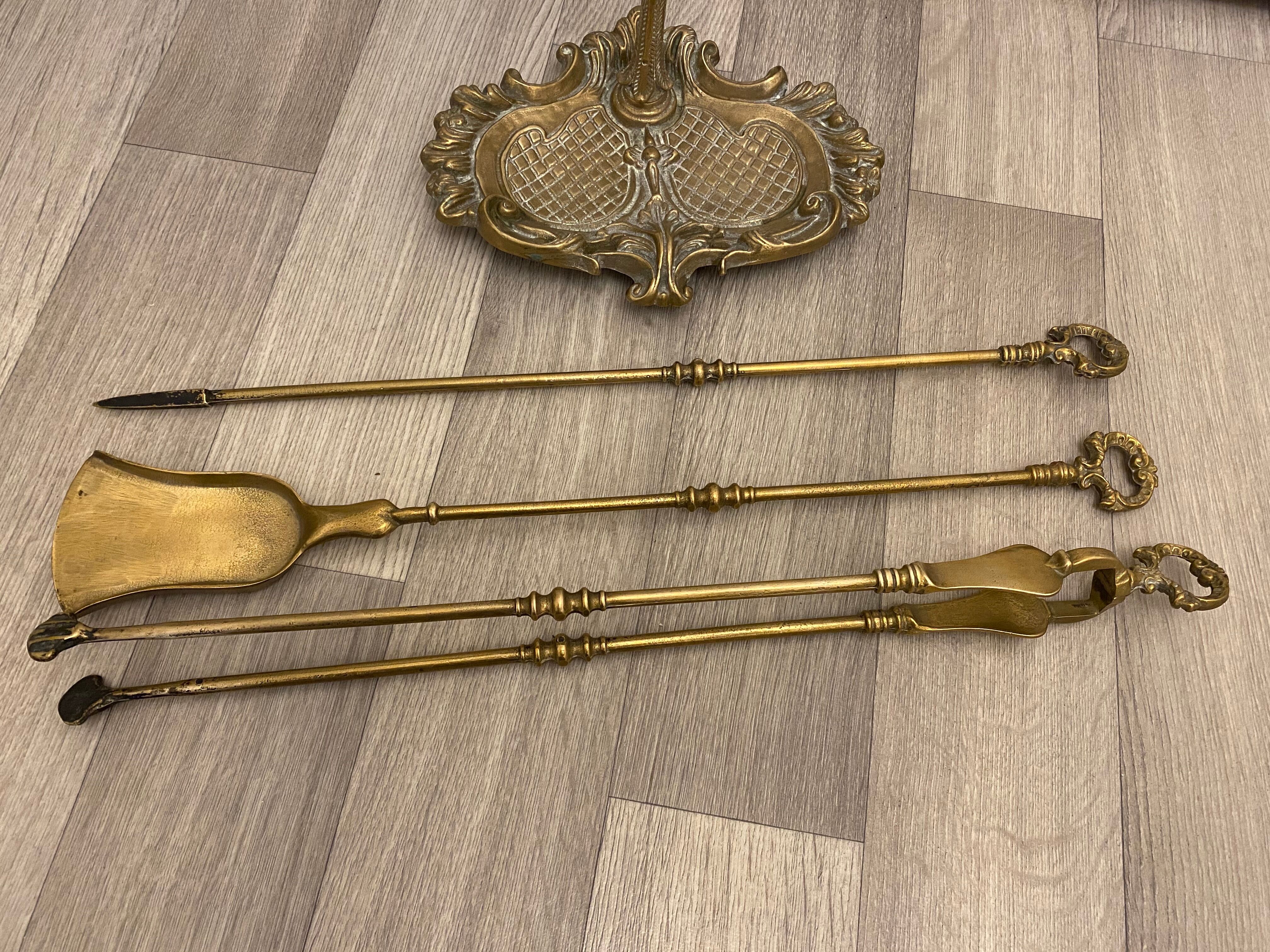 19th-century brass chimney servant Louis Philippe