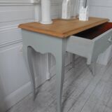 Console, side desk of beautiful craftsmanship re-enchanted in verdigris